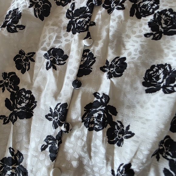 Lane Bryant Floral Blouse‎ - Picture 5 of 8